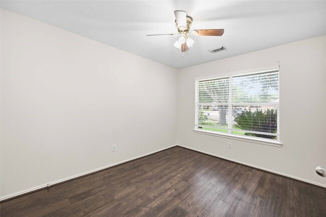 Building Photo - 4718 Lonestone Cir