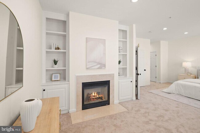 Building Photo - 42465 Regal Wood Dr