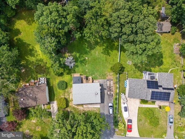 Building Photo - 1215 Holmewood Dr