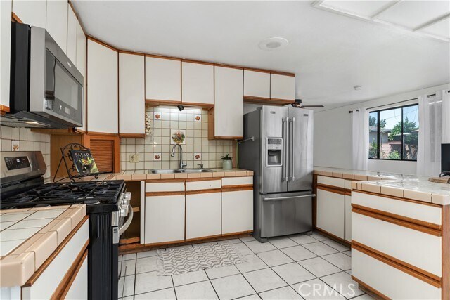 Building Photo - 12738 Longworth Ave
