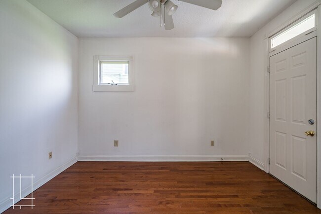 Building Photo - 193-195 Greenwood Ave