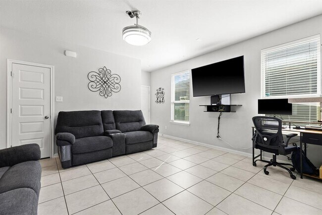 Building Photo - 241 El Dorado Rd