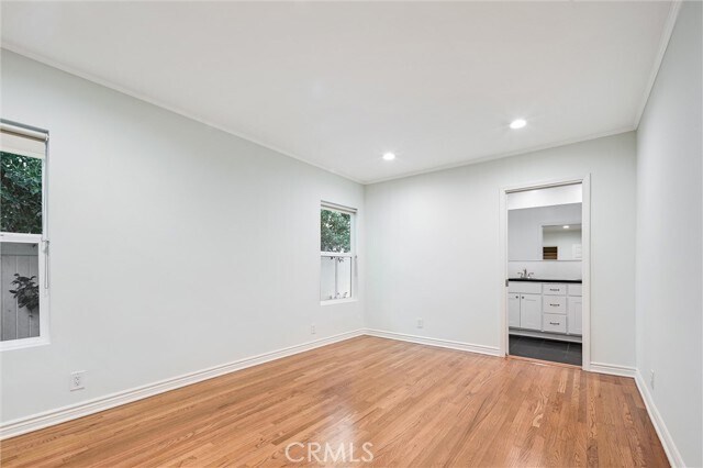 Building Photo - 156 S Edinburgh Ave