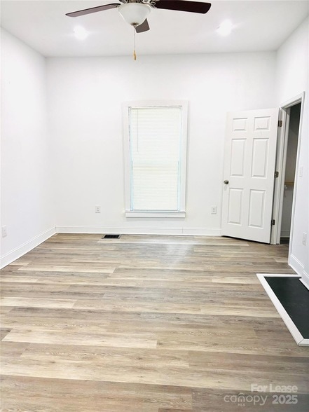 Building Photo - 243 S Crigler St