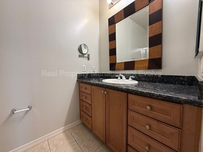 Building Photo - 20660 N 40th St