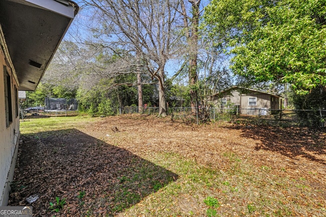 Building Photo - 106 Vickie Dr