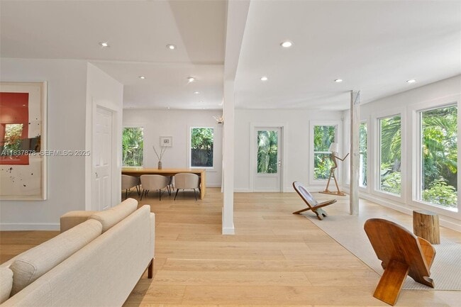 Building Photo - 4286 Douglas Rd