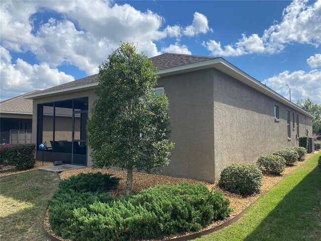 Building Photo - 9839 SW 99th Loop