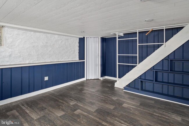 Building Photo - 710 Edmondson Ave