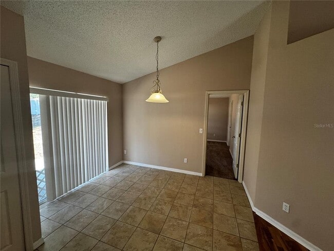 Building Photo - 1223 Cheshire St