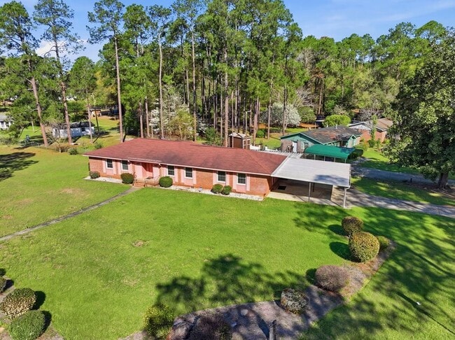 Building Photo - 2101 Goldendale Ln