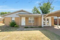 Building Photo - 811 Vogel St