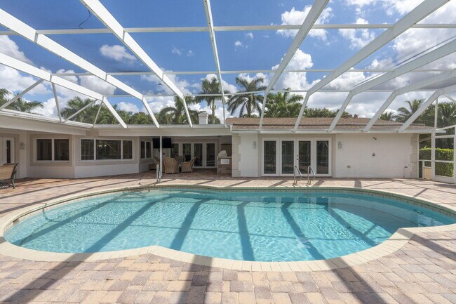 Building Photo - 7447 NW 82nd Terrace