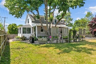 Building Photo - 76 Van Zandt Ave