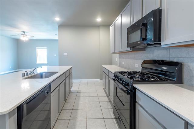 Building Photo - 2069 Hartley Dr