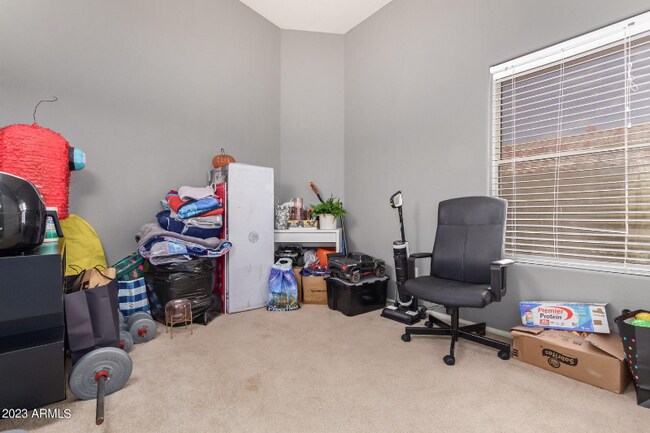 Building Photo - 43890 W Cahill Dr