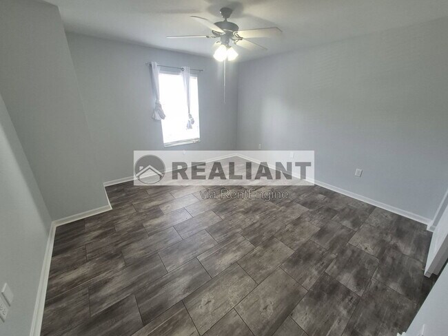 Building Photo - 6338 Remington Cove
