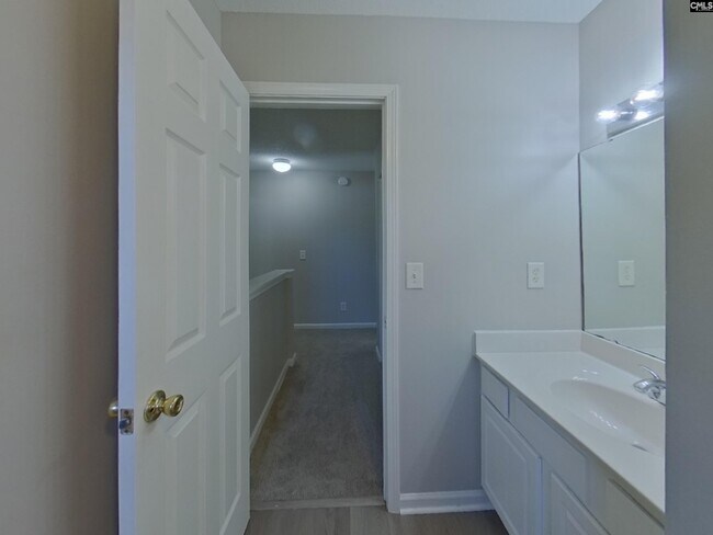 Building Photo - 925 Schofield Ln