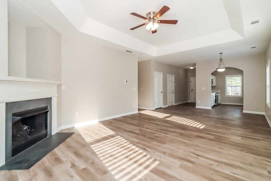 Building Photo - 18 Westin Way