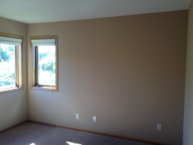 Building Photo - 3331 E Normandy Dr