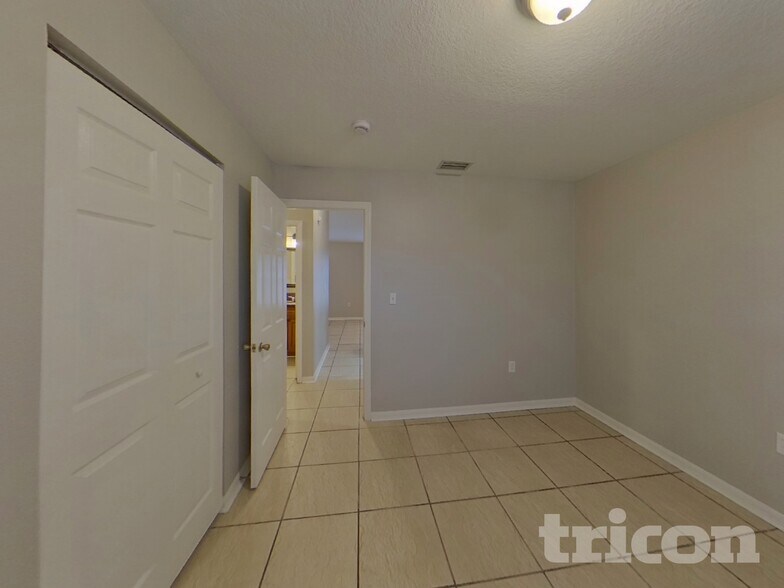 Building Photo - 1811 14th St W