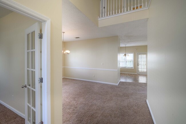 Building Photo - 3Bd/2.5Ba Home in South Fulton with Easy Access to Airport!