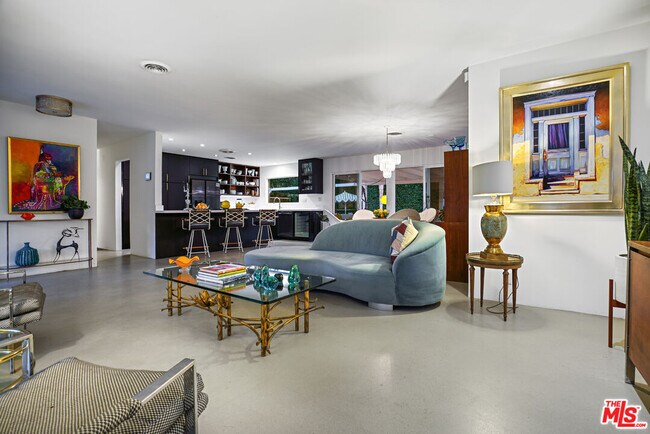 Building Photo - 2235 E Paseo Gracia