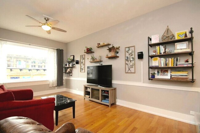 Building Photo - 721 South Blvd