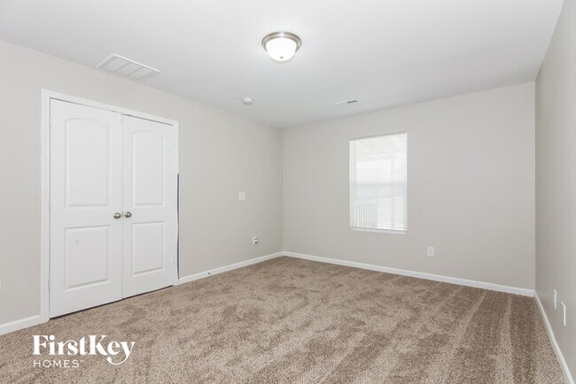 Building Photo - 1544 Pecan Ln