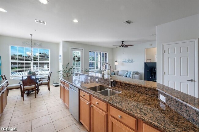 Building Photo - 11751 Pasetto Ln