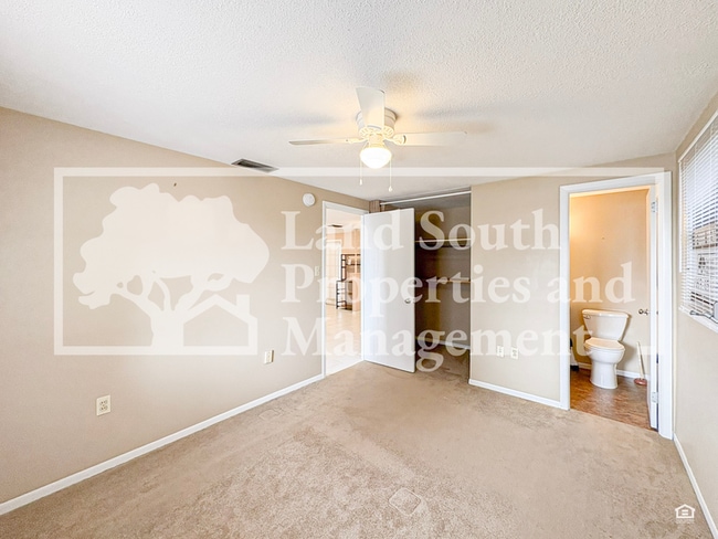 Building Photo - 2126 Smithfield Pl