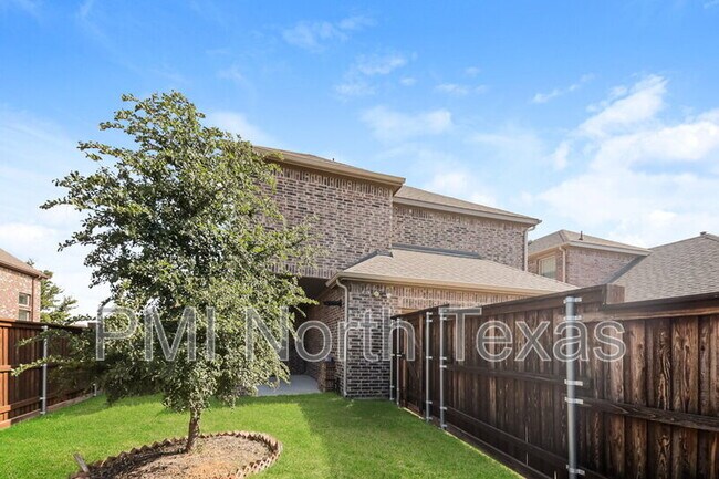 Building Photo - 2292 Jasper Dr