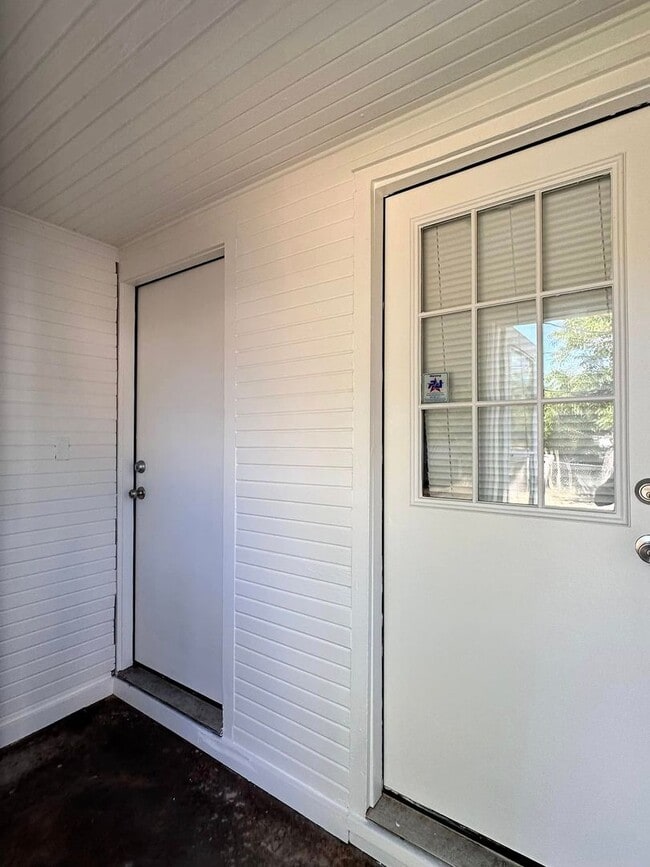 Building Photo - 3 Bedroom 2 bath in Faith Village