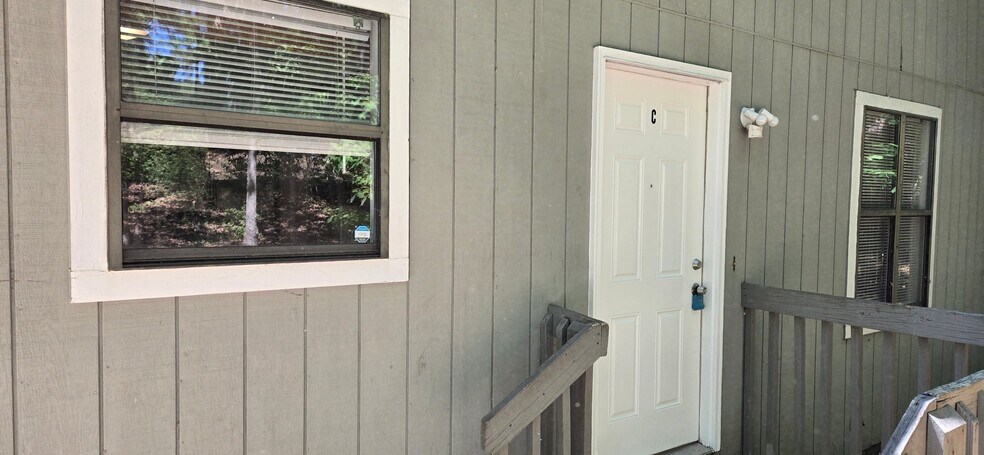 Building Photo - 4901 Walingford Dr