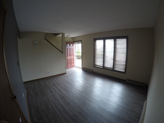 Building Photo - C and H Property Group 155