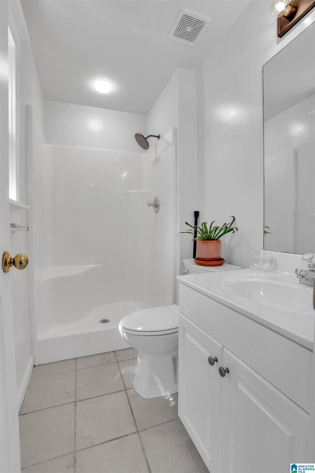 Building Photo - 741 47th Pl S