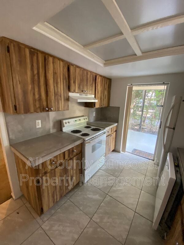 Building Photo - 2925 Pinellas Point Dr S