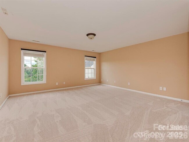 Building Photo - 5607 Fulton Ridge Dr