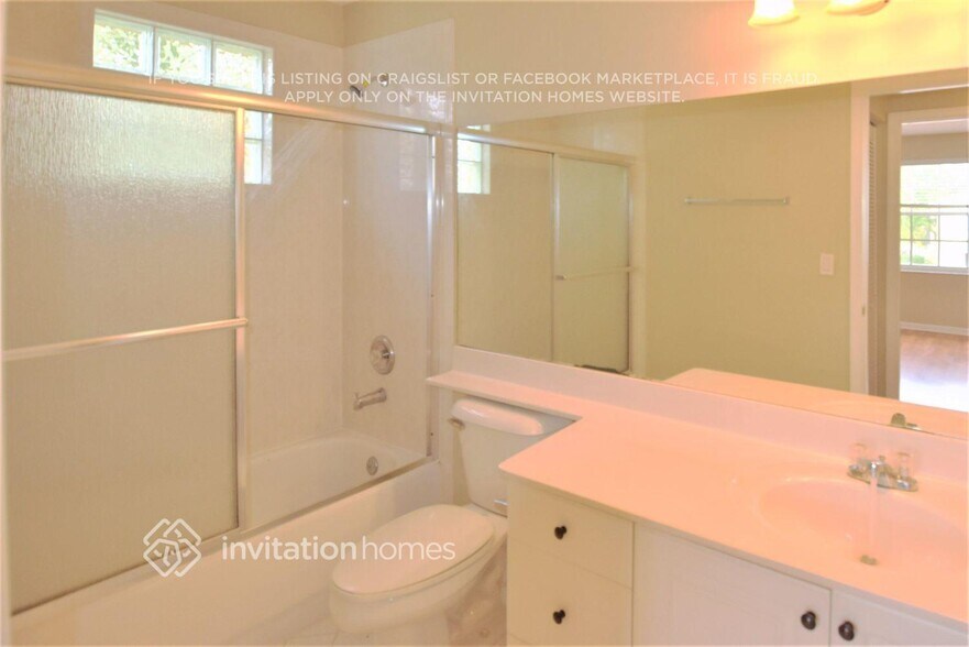 Building Photo - 6334 Stonehurst Cir