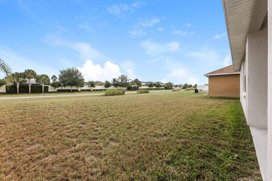 Building Photo - 11136 Rodeo Ln