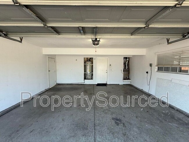 Building Photo - 1553 Daniels St