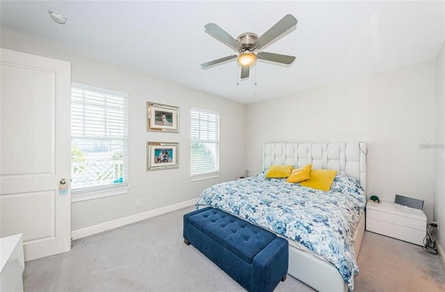 Building Photo - 7004 Grevilla Ave S