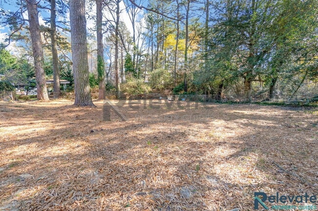 Building Photo - 7507 Comet Rd