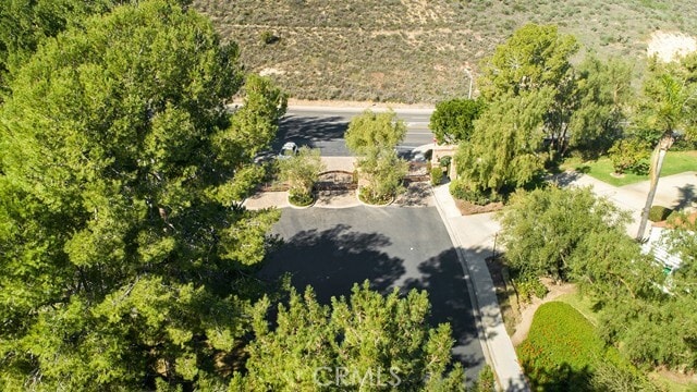 Building Photo - 19 Sarena