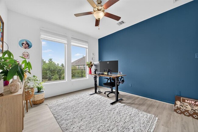 Building Photo - 21206 Rabbitbrush Ct