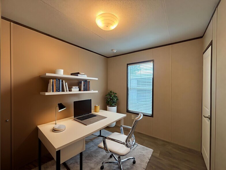 Building Photo - 127 Peggy St