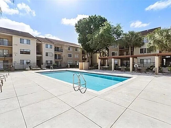 Building Photo - 9022 W Atlantic Blvd