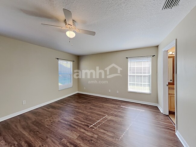 Building Photo - 315 Morningview Dr