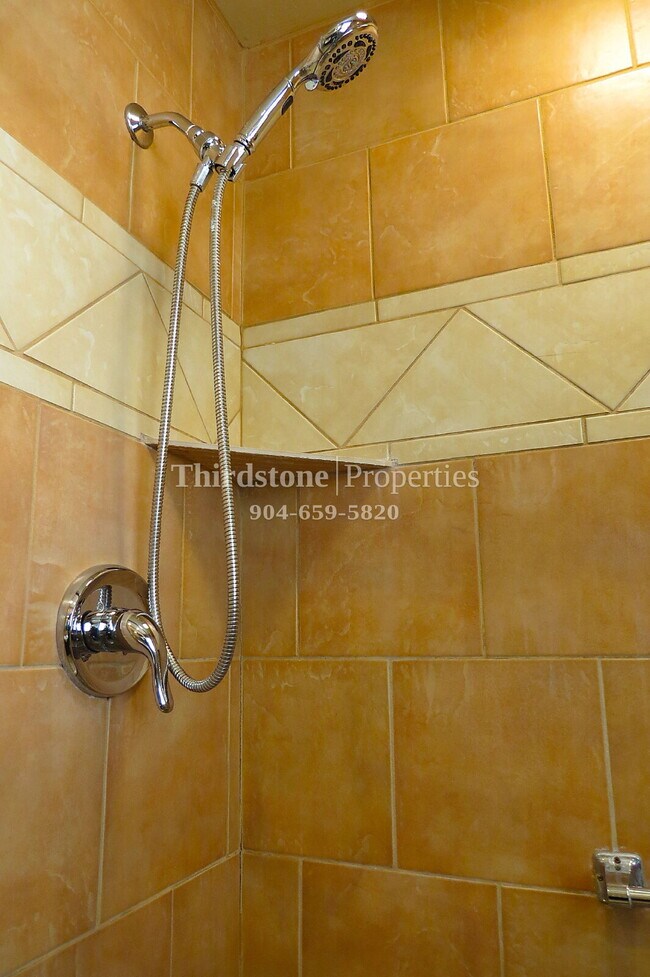 Building Photo - 2853 Lydia St