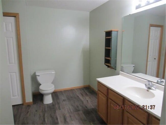 Building Photo - 12806 43rd St NE